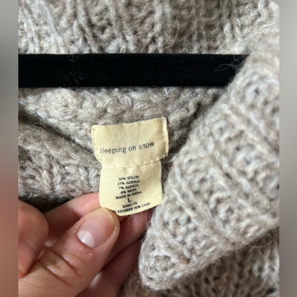 Anthropologie sweater. 2 colours light grey light blue - Picture 4 of 6